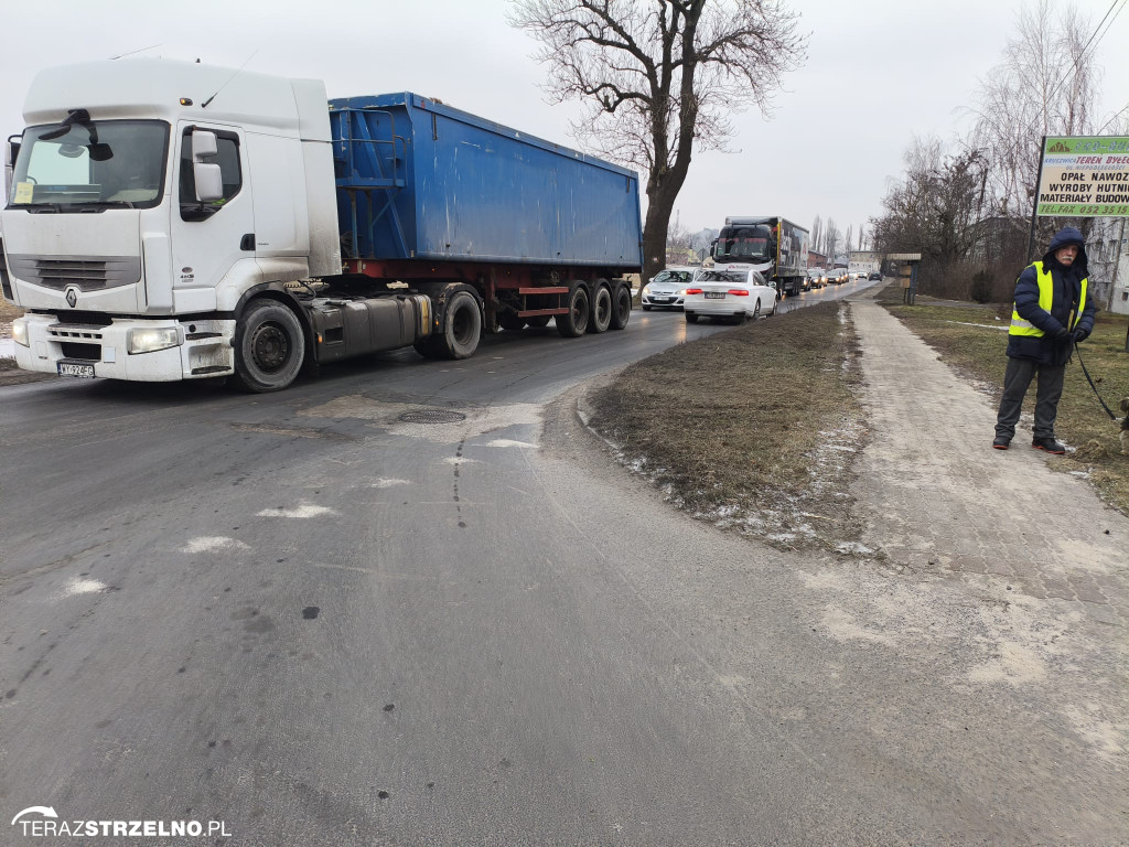 Zgubiony ładunek na trasie Krzywe Kolano – Lubstówek