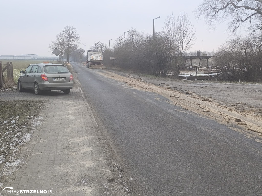 Zgubiony ładunek na trasie Krzywe Kolano – Lubstówek