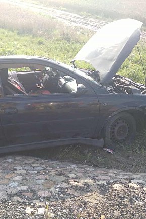Na DK 62 dachowało auto osobowe-1016