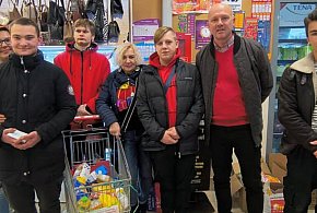 Strzelno. Świąteczna zbiórka darów dla potrzebujących-13159